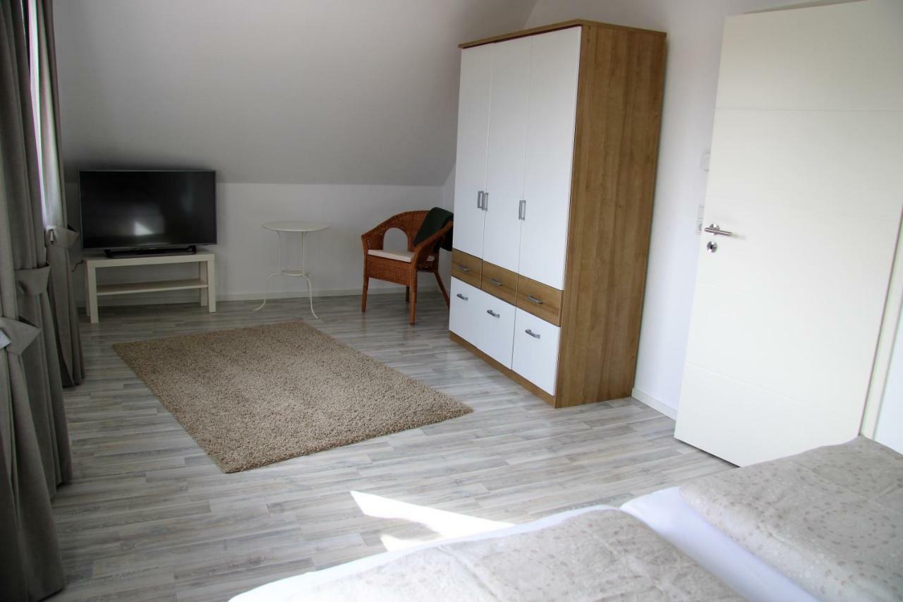 Ferienhaus Elisa Петерсфельд Экстерьер фото